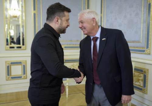 Zełenski reaguje na śmierć amerykańskiego senatora. W piątek się spotkali