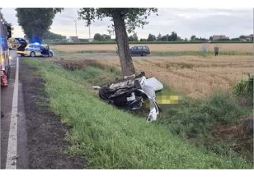 Śmiertelny wypadek na DW 416. Nie żyje 28-latek