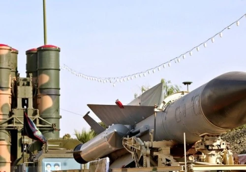 Iran przeprowadził ataki na bazy USA w Omanie i Katarze