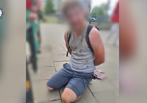 Planował zabójstwo komendanta CBZC oraz innych funkcjonariuszy. Ranił trzech policjantów. 29-latek usłyszał zarzuty