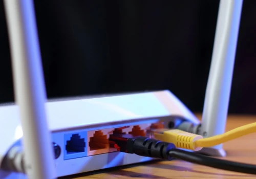 Folia aluminiowa na lepsze Wi-Fi? Sprawdź ten hit z TikToka