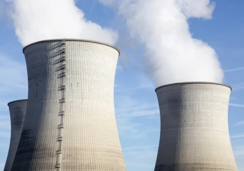 Praca trzech reaktorów atomowych we Francji została wstrzymana przez upały