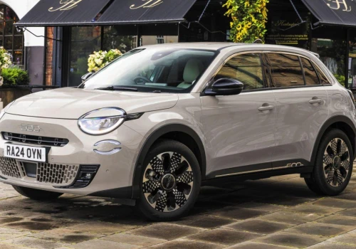 Nowy Fiat 600. Lipcowy cennik włoskiego modelu produkowanego w Polsce