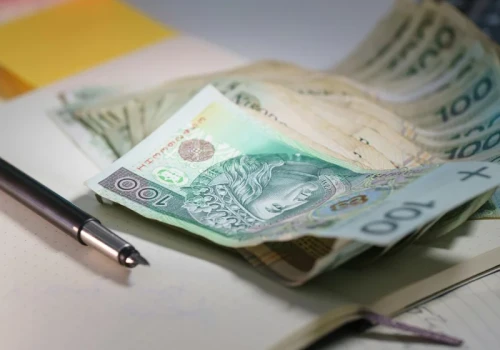 Zmiany dla podatników. Fiskus pobierze 100 zł od każdego pracującego Polaka