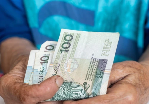 Tysiące osób dostanie te pieniądze. Do 15 lipca wyślą 288 zł