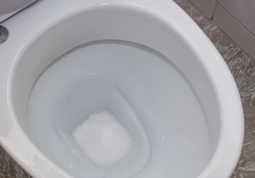 Co wieczór wsypuję do toalety. Tak rozwiązuję uciążliwy problem