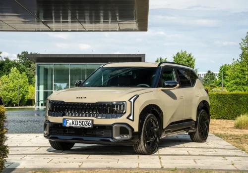 Nowa Kia Seltos wjeżdża do Europy. Ma 536 l bagażnika i hybrydę e-AWD