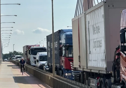 Remont na Gądowiance i korek-gigant na Moście Milenijnym