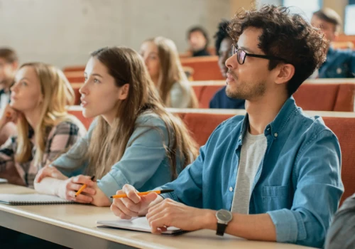 Ważny wyrok dla studentów. Uczelnia musi uzasadnić skreślenie z listy
