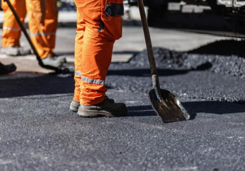 Nowe utrudnienia na drogach Krakowa. Wakacje pod znakiem objazdów i korków