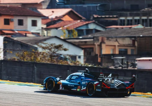 Alpine było 0,067 s od pole position. Dwie przebite opony pogrzebały wyścig w São Paulo