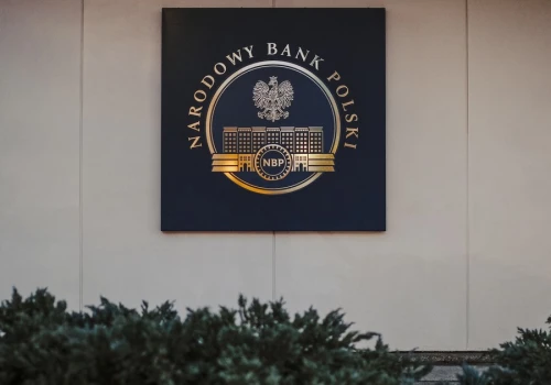 Stopy procentowe w Polsce niższe niż w USA? Zaskakujący scenariusz nie tak nierealny