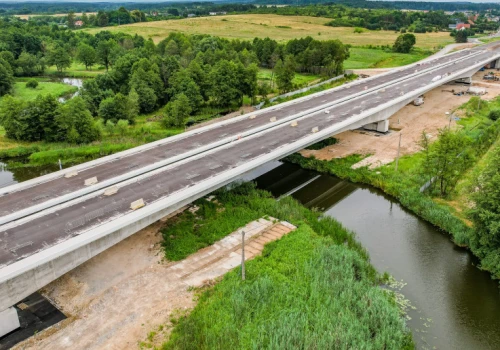 Pół kilometra wygodnej jazdy nad wodą. Największa estakada w tej części Polski
