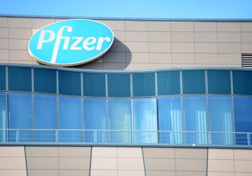Miliardy za szczepionki na Covid-19. Pfizer chce wyegzekwować wyrok od Polski