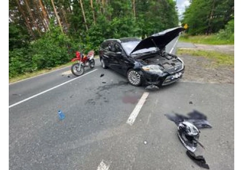 Węgliniec: Kierowca Forda zajechał drogę Hondzie. W wypadku zginął 34-letni motocyklista