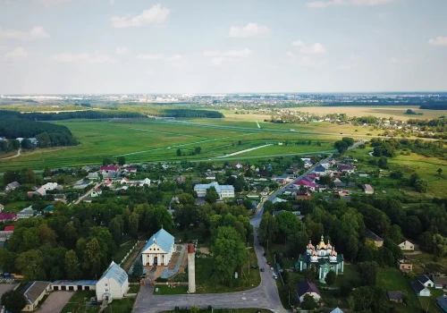 Łukaszenka sprzedał skradziony dobytek księdza, nawet ikony!
