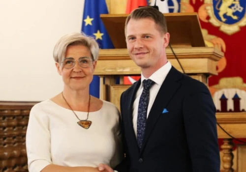 Koalicja Obywatelska w Brzegu rozwiązana! Radni i pani burmistrz wylecą z partii?