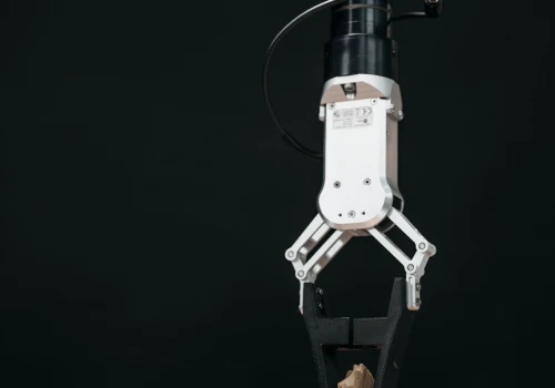 Agenci AI z MIT budują wirtualne place treningowe dla robotów