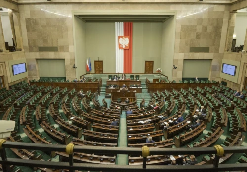 33 dni bez posiedzeń Sejmu. Posłowie odliczają już dni do wakacji