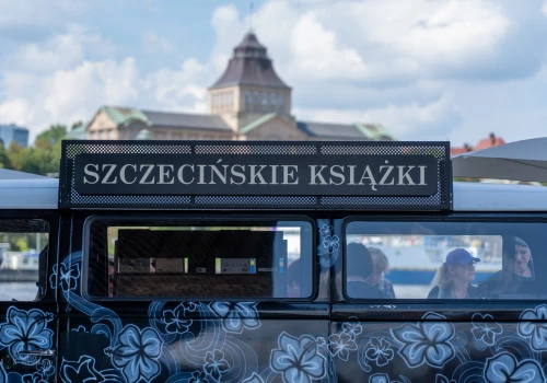 Gwiazdy, zbrodnia i mroczne tajemnice show-biznesu. Premiera najnowszej powieści Diany Brzezińskiej