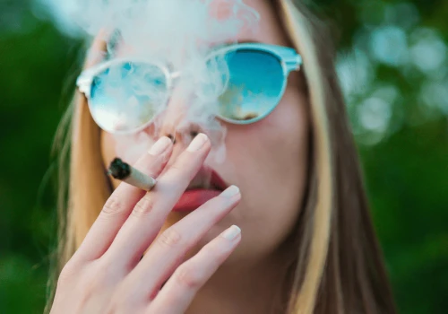 Mniej nastolatków używa marihuany po legalizacji