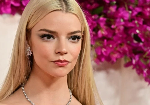 Anya Taylor-Joy nie czytała Tolkiena, teraz zagra elfią wojowniczkę