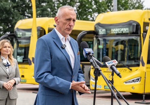 73 nowe autobusy elektryczne dla GZM. Zakończyły się odbiory pojazdów