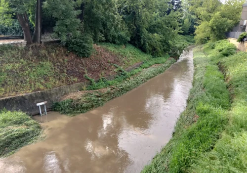 Stabilny poziom wody w Wątoku