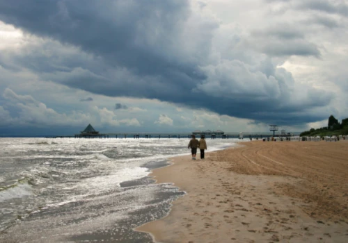 Ciało znalezione na plaży w Niemczech. Policja: To 94-letni Polak
