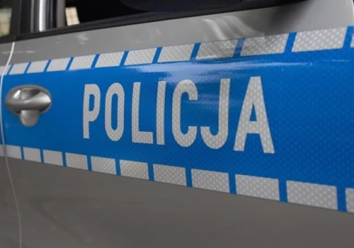 Okradł seniora pod pozorem prośby o pomoc