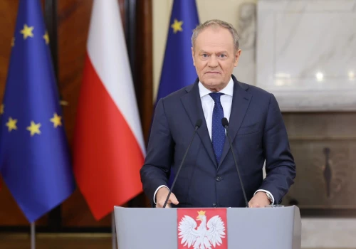 Premier zapowiedział polski statek kosmiczny. O co naprawdę chodzi?