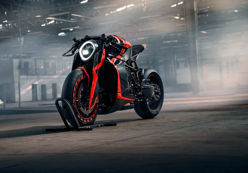 Hiperbike spod znaku diamentu