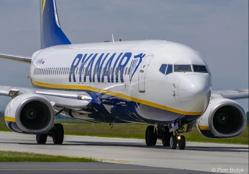 Ryanair zbazuje piąty samolot w Poznaniu. Cztery nowe trasy w sezonie zimowym