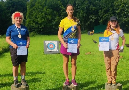 Srebrny medal dla zawodniczki z Goleszowa. Sukces w międzynarodowych zawodach łuczniczych