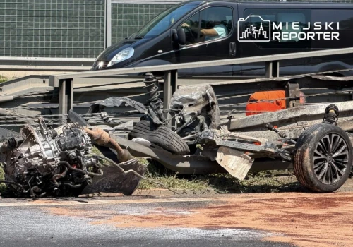 Seria zdarzeń na S8. Z Toyoty wypadł silnik i koła