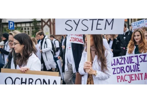 Radni KO mieli dostęp do lekarzy poza kolejką