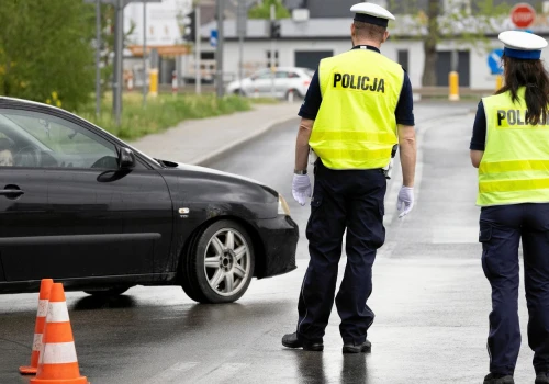 Obowiązkowa apteczka w każdym nowym aucie. Ministerstwo zmienia przepisy