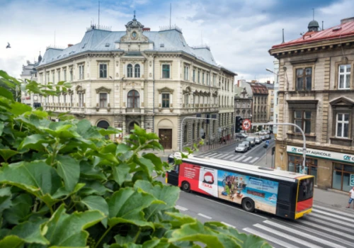 Za atak na młode Ukrainki w autobusie może trafić do więzienia na 3 lata
