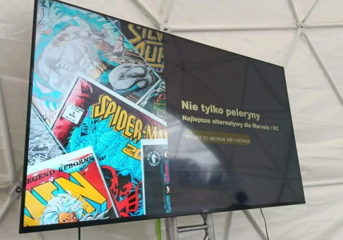 Komiks to medium, nie gatunek. Relacja z prelekcji „Nie tylko peleryny