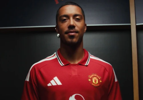 Manchester United szaleje na rynku. Gwiazda zakontraktowana