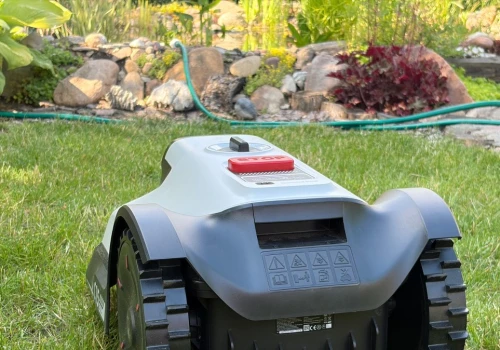 Test robota koszącego Eufy C15. Sztuczna inteligencja w ogrodzie