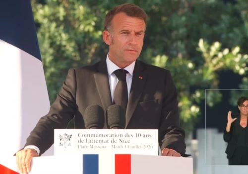 10. rocznica zamachu w Nicei. Macron oddał hołd ofiarom