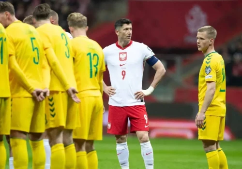 Padło pytanie o dalszą grę w reprezentacji Polski. Lewandowski zaskoczył