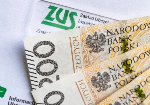 Aż kilkaset zł więcej od ZUS dla tych osób. Bez tego pieniędzy nie wypłacą