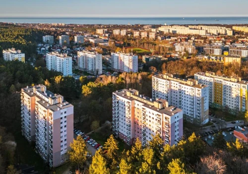 Ceny najmu w górę: Drożej niż przed wakacjami, ale lokalnie taniej niż rok temu