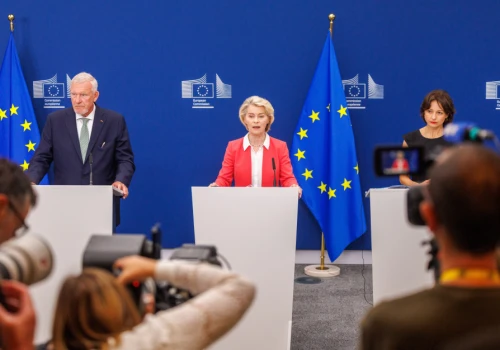 System EU ETS jak pole bitwy. W Unii są trzy obozy czekające na ruch Brukseli