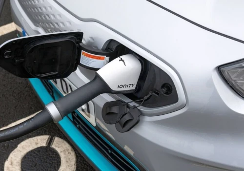 Przebadano niemal 10 tys. aut. Te elektryki mają najzdrowsze baterie po 100 tys. km