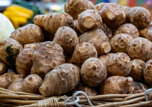 To warzywo sadzi się tylko raz. Plonuje potem przez lata