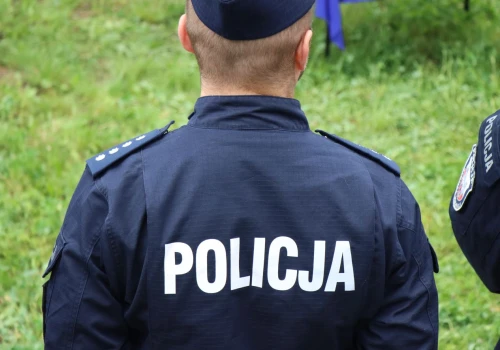 Okradał groby na krakowskich cmentarzach. 34-latek zatrzymany przez policję