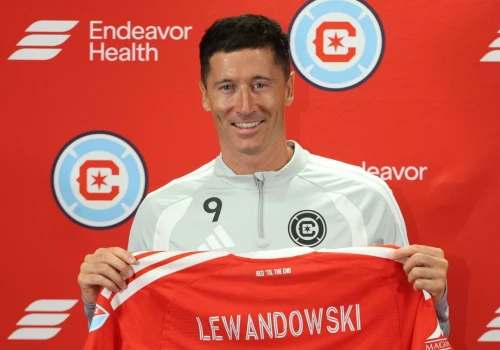 Robert Lewandowski przechodzi do Chicago Fire. Na takie zarobki może liczyć w USA
